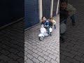 يا رضه خشي يا عيني امك 