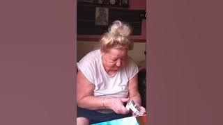 Babcia awantura o papierosy