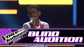 Hendrik - Mama Papa Larang | Blind Auditions | The Voice Kids Indonesia Season 3 GTV 2018