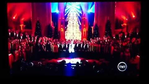 Justin Bieber Away In A Manger on Christmas In Washington