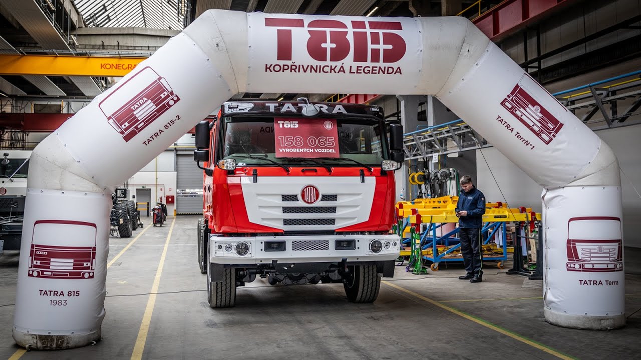 POŽÁRY.cz: V Kopřivnici se rozloučili s výrobou Tatry 815-2 Terra, posledním kusem je šestikolka