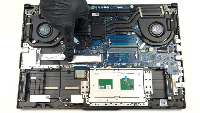 Inside ASUS TUF A17 (FA706) 2021 - disassembly and upgrade options