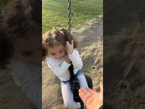 منوشه طلعت ب اكتر لعبه بتخوف 9315     لايك اشتراك