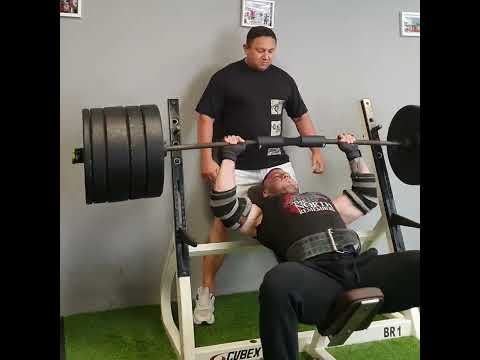 170 kg incline bench press