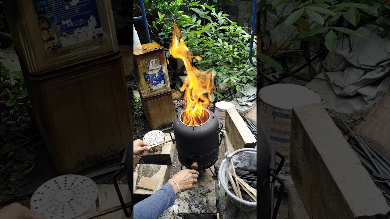 สาธิต​การ​ใช้​งาน​เตาชีวมวล​(ใช้​ได้ทั้งฟืนและถ่าน)​