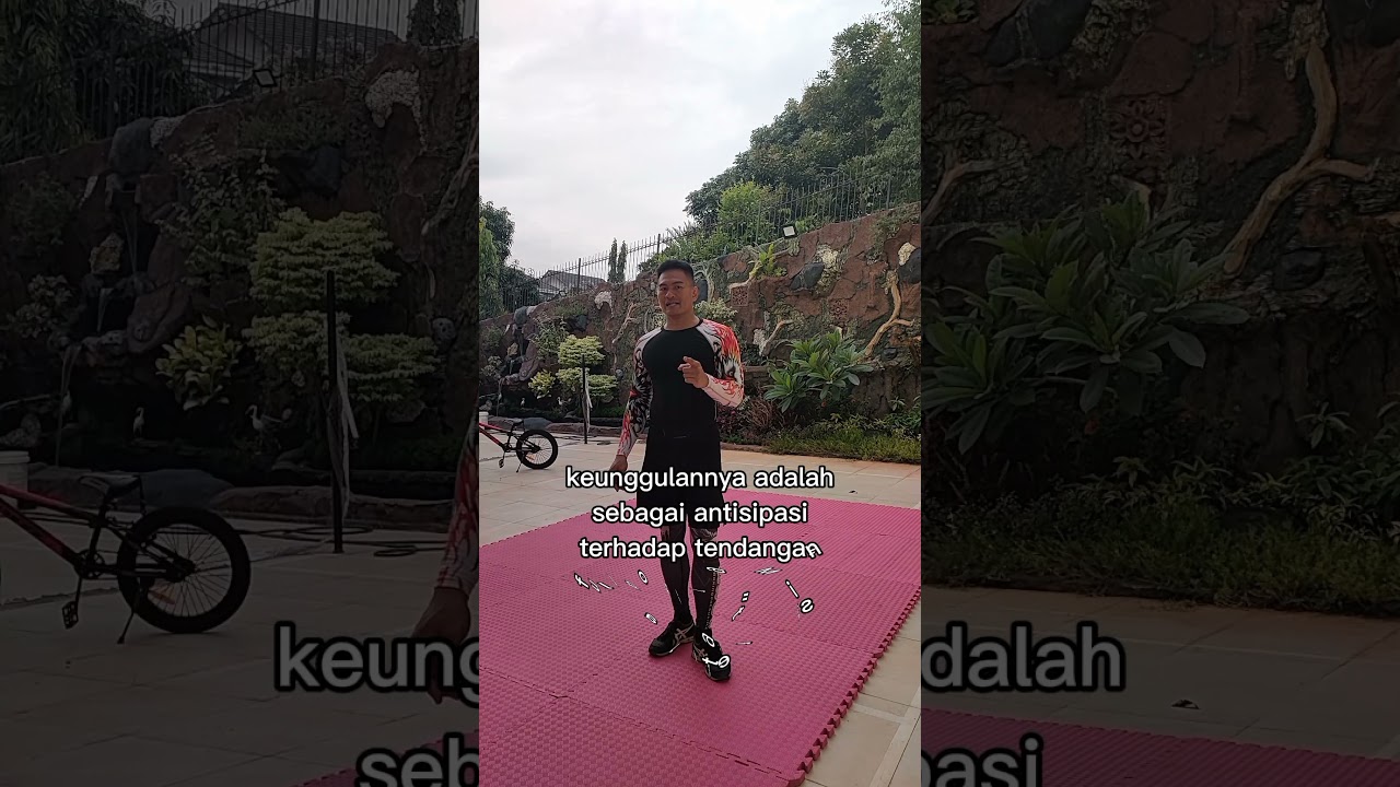 full spinning round kick in shadow Boxing 