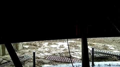 Tank construction,shell plates lifting by hydrulic jack