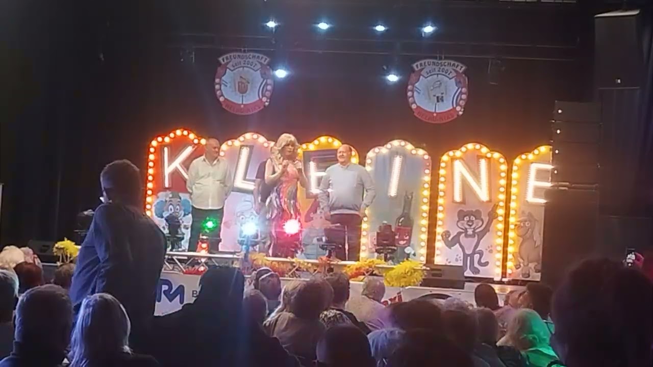 optreden les folles de gand op ledeberg karnaval weekend Miss Michelle