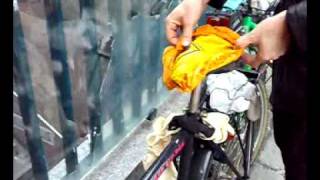 De Bezige Bijl Strikes Again