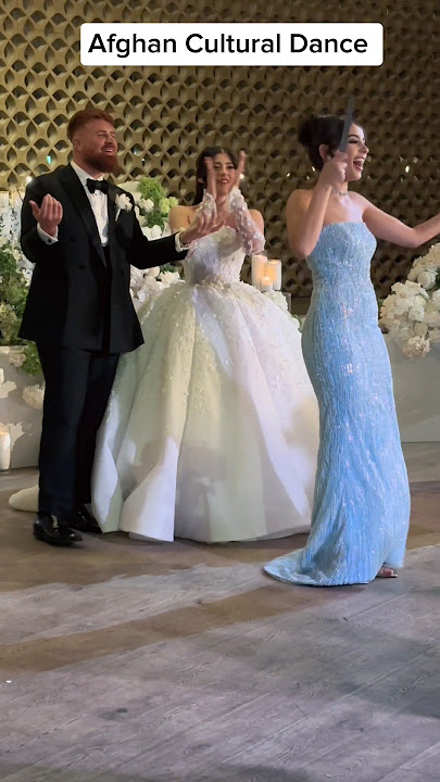 Knife Dance 🗡️🔪 || Lady Dancing with Knife || Traditional Knives Dance #dance #song #wedding #beauty