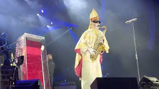 Ghost - Papa Nihil coming back from the dead during Miasma (Lille, le Zénith, 26/05/2023)