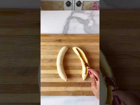 حاولت اقنع منى تاكل موز لكن الصدمة في الاخير  