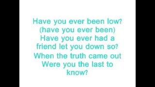 Vignette de la vidéo "Kelly Clarkson - Low - Lyrics On Screen"