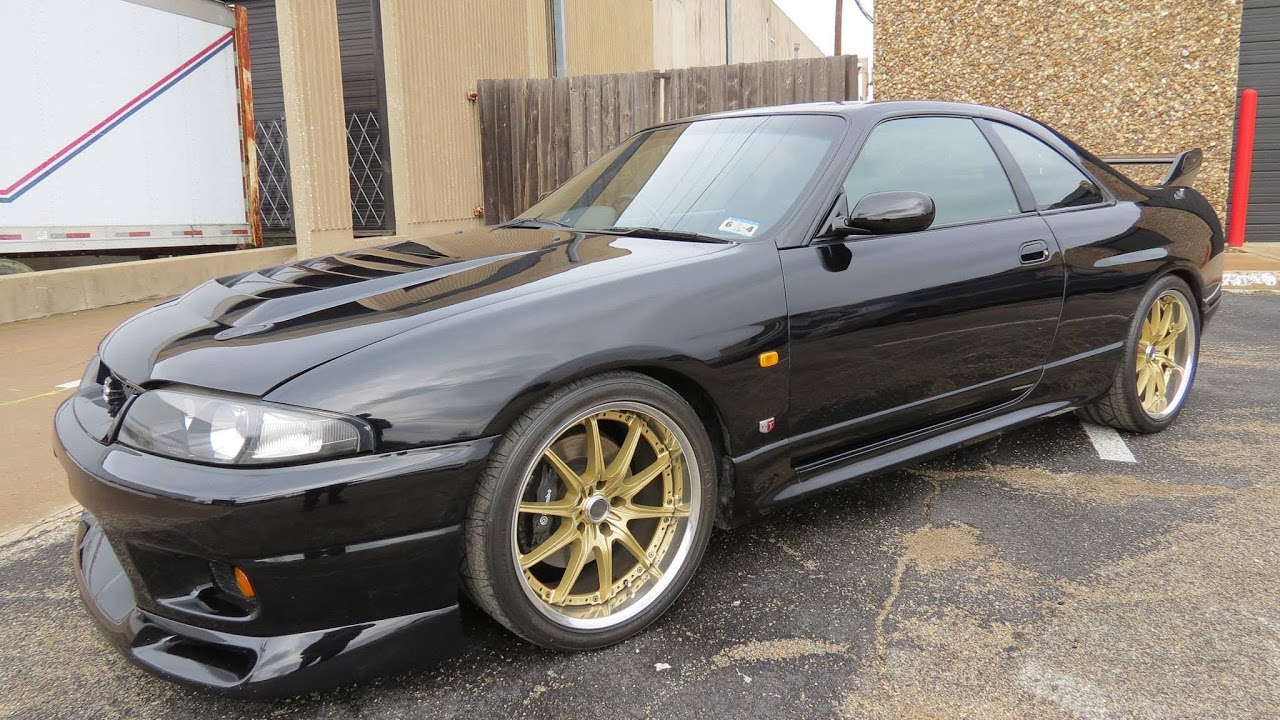 1997 Nissan Skyline GT-R V-Spec (R33) Start Up, Exhaust, and In
