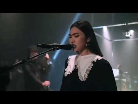ISYANA SARASVATI X