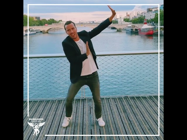 L'insouciance et l'aisance avec laquelle danse Timothé prouve bien que son talent est exceptionnel ! 
Welcome to the fam