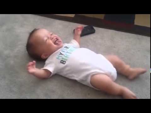 ეს პატარა საყვარელი ბავშვი უნიჭიერესია | Cute Baby