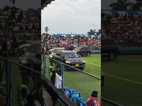 Msafara Wa Magari Ya Rayvanny Siku Ya Azam Day AZAMKA 