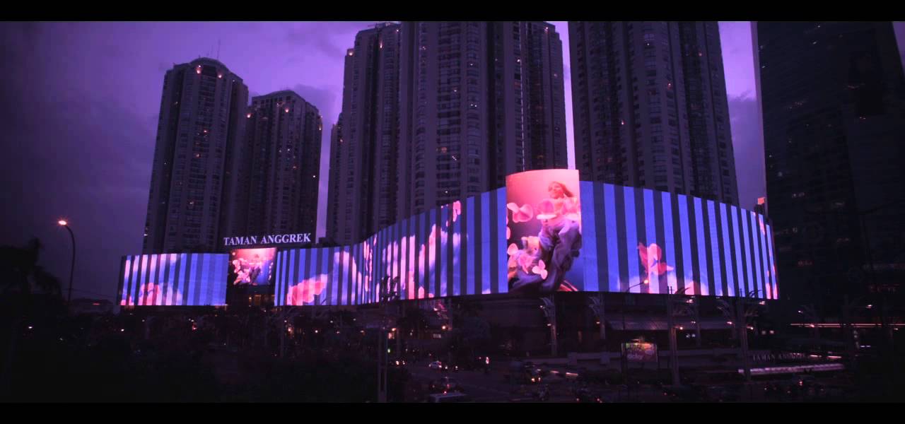 ID Mall Taman Anggrek Jakarta LED Facade - YouTube