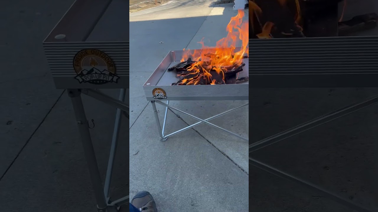 Fireside outdoor pop-up-pit