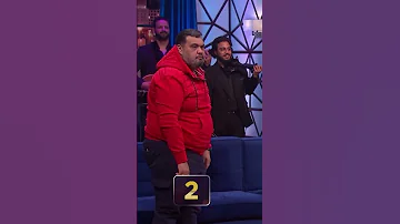 ضحك هيستيري في برنامج هزر فزر بسبب اللي عمله احمد فتحي هزر فزر 