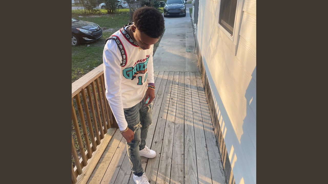 Watch no chorus 2 on YouTube Watch no chorus 2 on YouTube