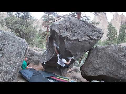 Beta Video for climb Jizzsap Left v9, Smith Rock