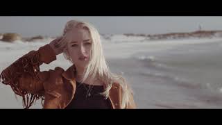 Richard Brokensha & Lara Gear - Comes In Waves