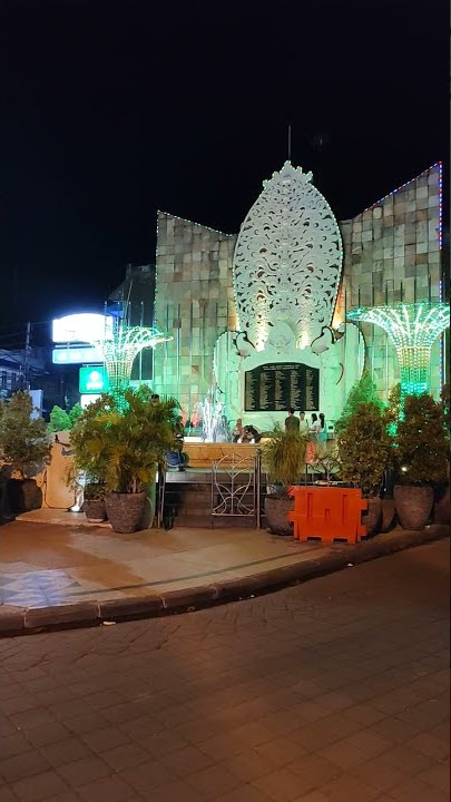 Monumen Bom Bali 2002 Legian