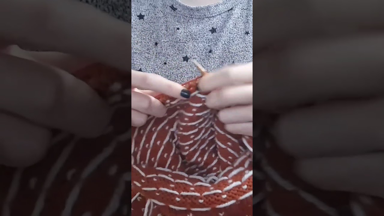 Finishing the first the sleeve for my pumpkin cardigan 🎃