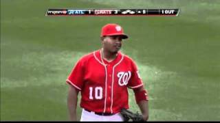 2009/07/05 Belliard snares a liner