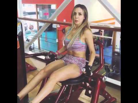 Rosangela Espinoza entrenando