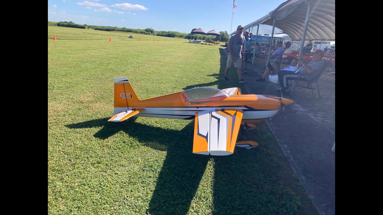 CARF Extra 330LX 2.6 в Wings 3D Miami