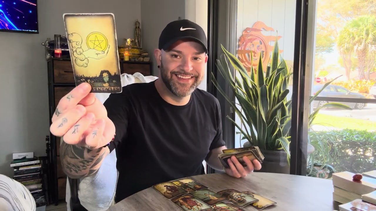 AQUARIUS ♒️ DEEP READING! 🔥 WHATS HIDDEN THAT YOU DONT SEE COMING! TORN BETWEEN 🧠 & ❤️. 