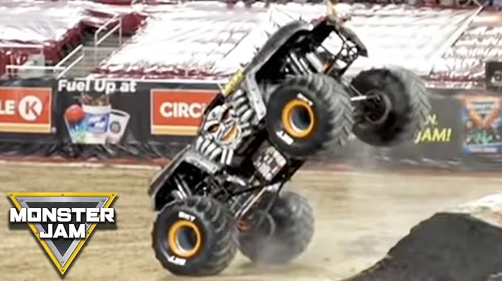 Neil Elliott  Max-D insane Moonwalk to Reverse Bac...