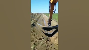 Digging with v-ditch bucket | Life hack tools 🔧 #shorts #viral
