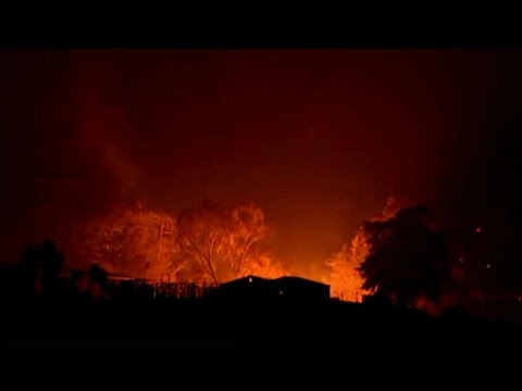 Australia fires create 'catastrophic' conditions, blanketing Sydney in toxic smoke