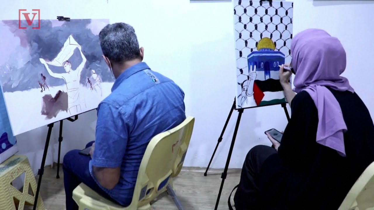 Iraqi Artists Support Palestine Through Painting