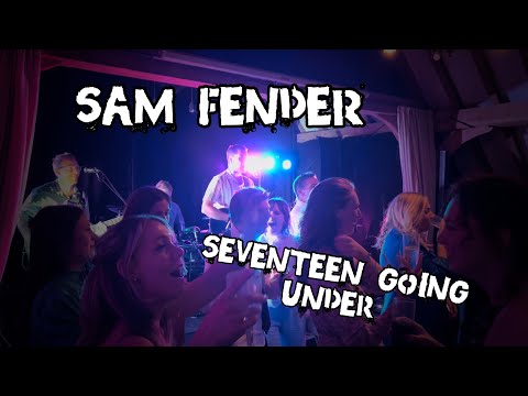 Band plays Sam Fender hit ‘Seventeen going under’ at a wedding and the roof goes off!