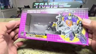 Transformers G1 Insecticon Bombshell KO, Larkin’s Lair