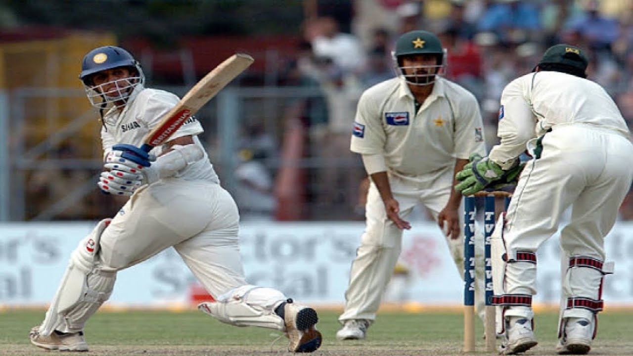Dravid 135 V Pakistan,2nd innings 2nd test,2005