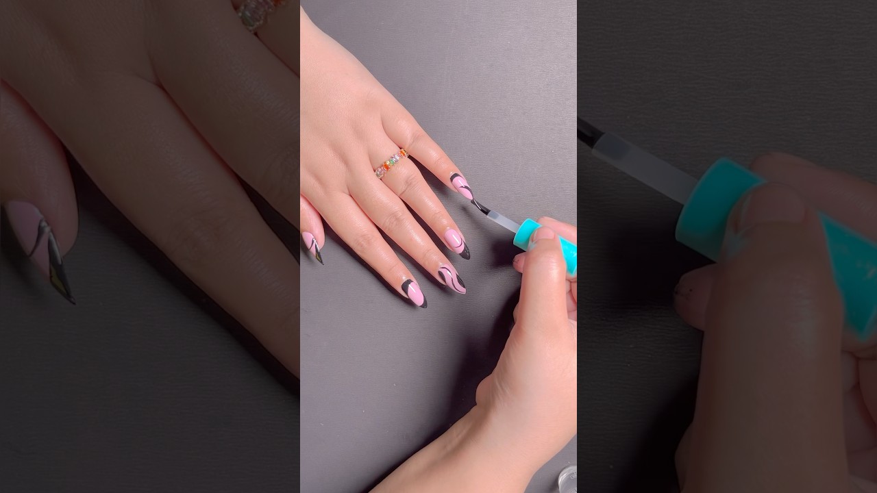 Easy & Aesthetic Swirls NailArt for Navratri & Durga Puja for Beginner🎀