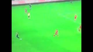 Şener Özbayraklı'dan mükemmel gol