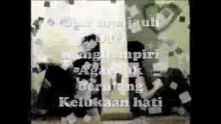 Biar Berjauhan - Kapilla ~Lirik~