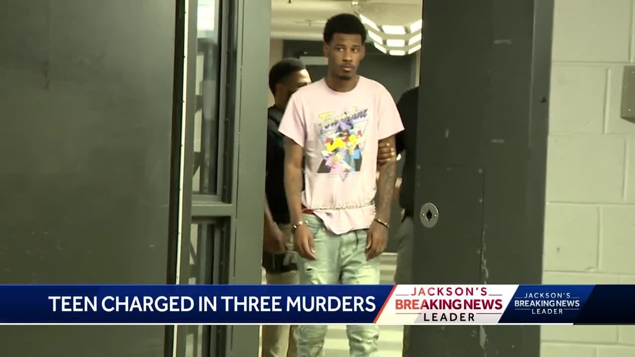 Lake Trace Circle murder suspect appears in court - YouTube