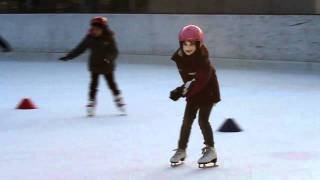 Océane au patin à glace janvier 2011