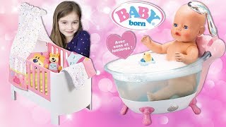 BABY BORN Soft Touch dort dans son LIT MAGIQUE et se lave dans sa BAIGNOIRE  ! - YouTube