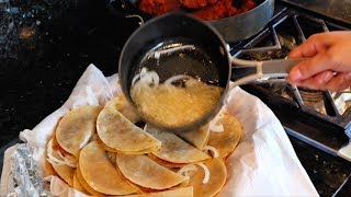 Tacos De Canasta Mexican Style Soft Steamed In Oil Street Tacos Youtube
