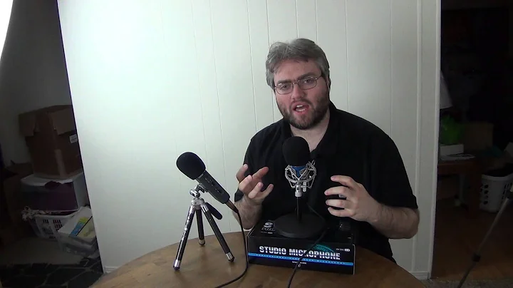 Zoom h4n phantom power buzzing when plugged in?