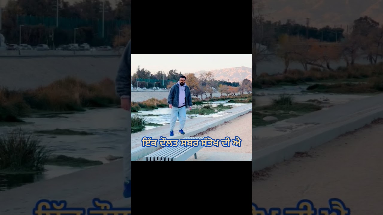 Akhbar_BrownSanta_BSmusic. 